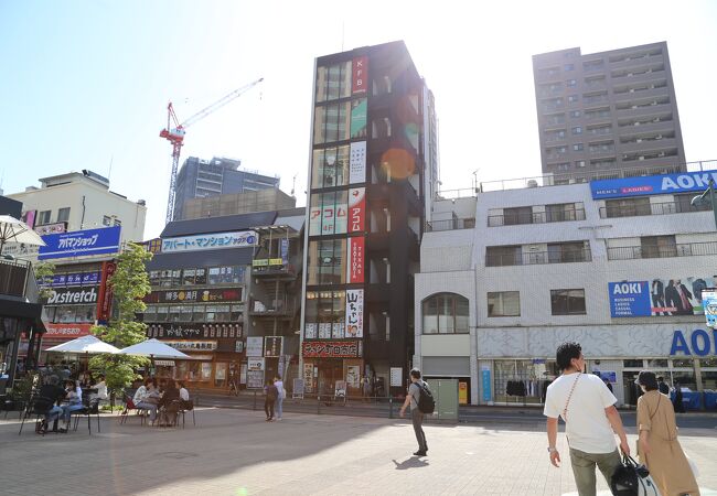 武蔵小杉駅目の前にある広場