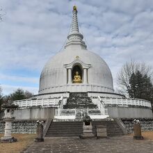 平和塔(仏舎利塔)