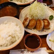 名物のみそかつ定食はおいしい新食感！