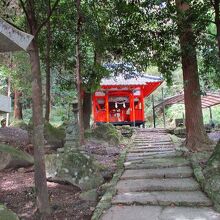 石體神社