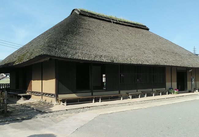 和光市駅から歩いて10分に築300年以上の古民家があります