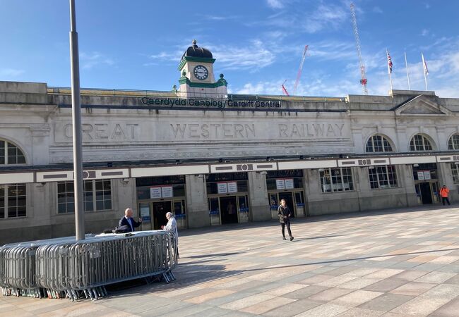 カーディフの駅