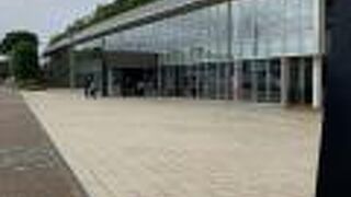 大和市立図書館