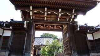 寺町鐘声園の東隣