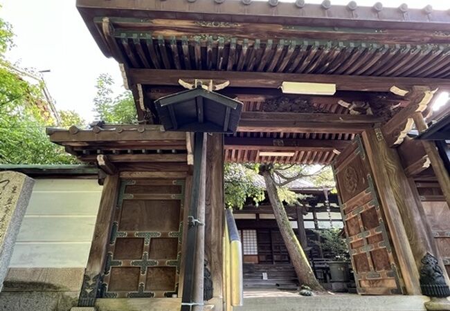 芭蕉の弟子・小杉一笑の菩提寺