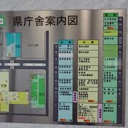 大分県庁新館の14階に展望ホールがあるのですが。