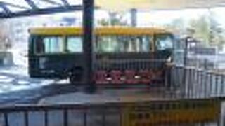 路線ごとに便の数が違う