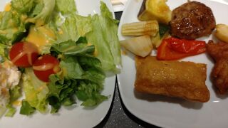 土曜の夜は大混雑