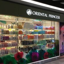 ORIENTAL PRINCESS  (MBKセンター店)