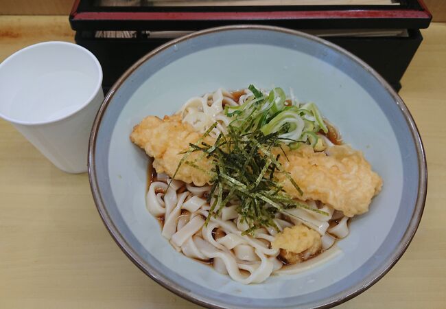 駅蕎麦ではなく、名古屋はきしめん