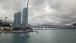 晴れてたら気持ちよさそうなケーブルカー