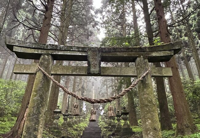 上色見熊野座神社