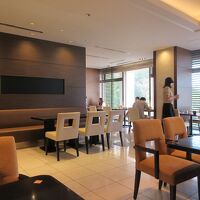 朝食会場、二階レストラン。