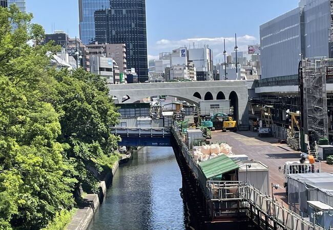 御茶ノ水橋からは