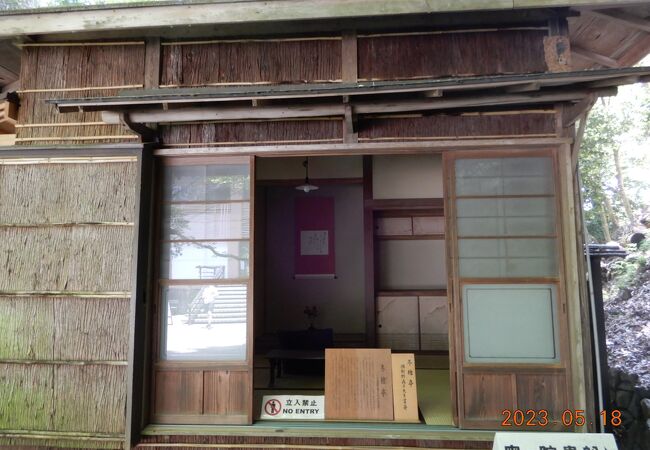 与謝野晶子の書斎にしては、かなり質素な建物だということも驚きでした。