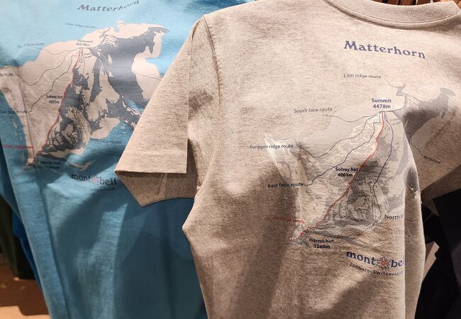スイス　ツェルマットTシャツ　モンベル スイスでも大人気！「モンベル」ツェルマット店の売れ筋商品と