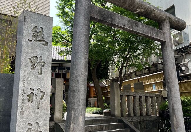 飯倉熊野神社