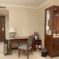 デスクもあり。