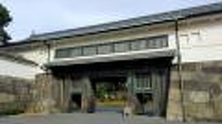 皇居東御苑への入り口