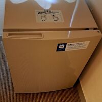 小さな冷蔵庫、、、