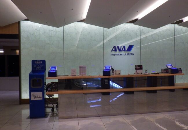 ANA スイートラウンジ  福岡空港 国内線