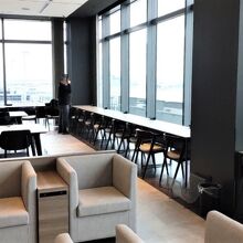 窓が広くて開放的