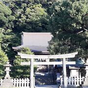 源頼朝創建の神社