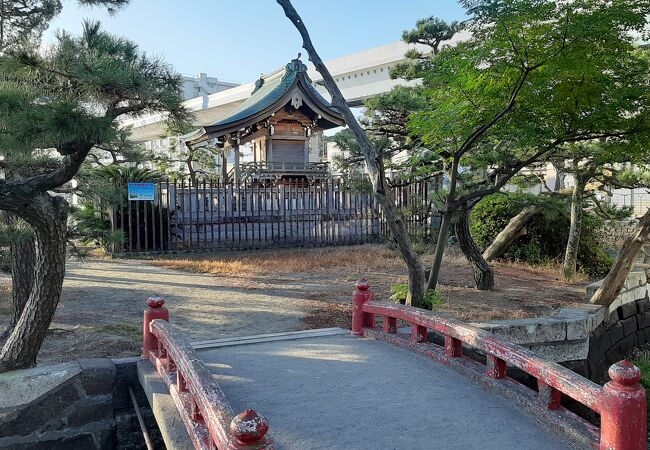 琵琶島神社