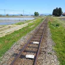 列車内から、こんなのどかな景色が。