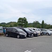 無料駐車場です