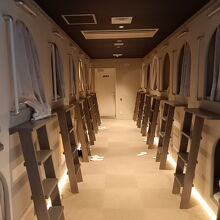 カプセルと言ってもドミトリー風です