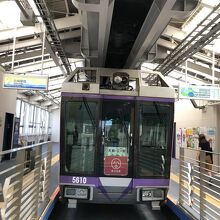 湘南駅到着シーン