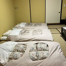 部屋は和室　3人には少し狭い