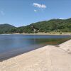 湖畔は広島県北部屈指の桜の名所
