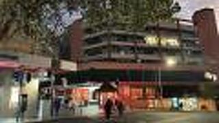 １９００年ごろから少しずつ南下して、今の場所へ