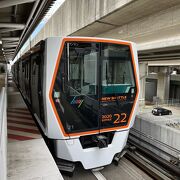 新型車両は未来感があるデザイン