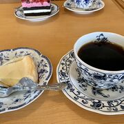 昔ながらの極普通の喫茶店です