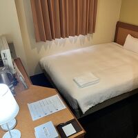 座るとこないの？