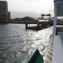西戸崎の船乗り場。