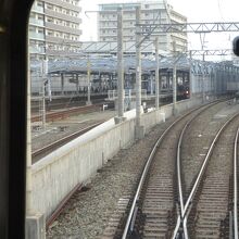 西鉄千早駅と和白駅でＪＲ線と接しています。