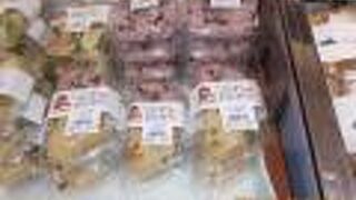 道の駅　かつらぎ　　朝から地元の人の入り待ちが