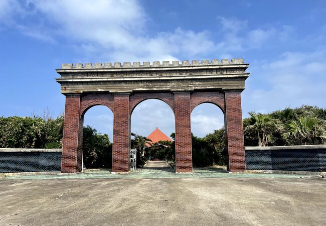 海岸線の墓地群よりちょっとだけ離れてます