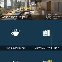 ホテルのQRコード入力　TVのリモコンやスタバの予約ができる