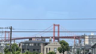 赤いつり橋
