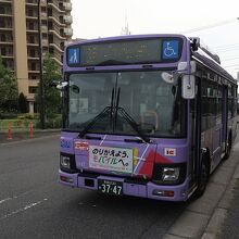 秋山駅前の新京成バス