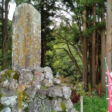 鳥居強右衛門磔の跡