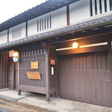 ならまち格子の家