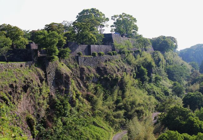 「荒城の月」のモデルとなった岡城跡は想像以上に巨大な城跡