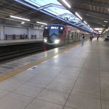 永山駅にて
