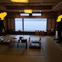 部屋からも露天風呂からも湖が間近で見えます